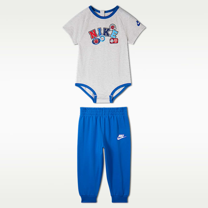 Nike Sportswear Baby (0-9M) Cotton Footed Coverall. Nike JP